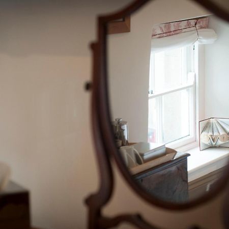 Bed and Breakfast The Priory Мидлхем Номер фото